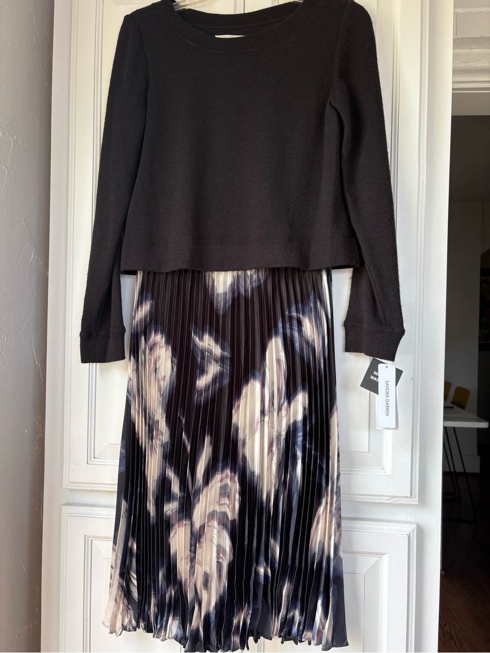 Sandra Darren Black Pleated Two Piece Midi Dress Size Medium